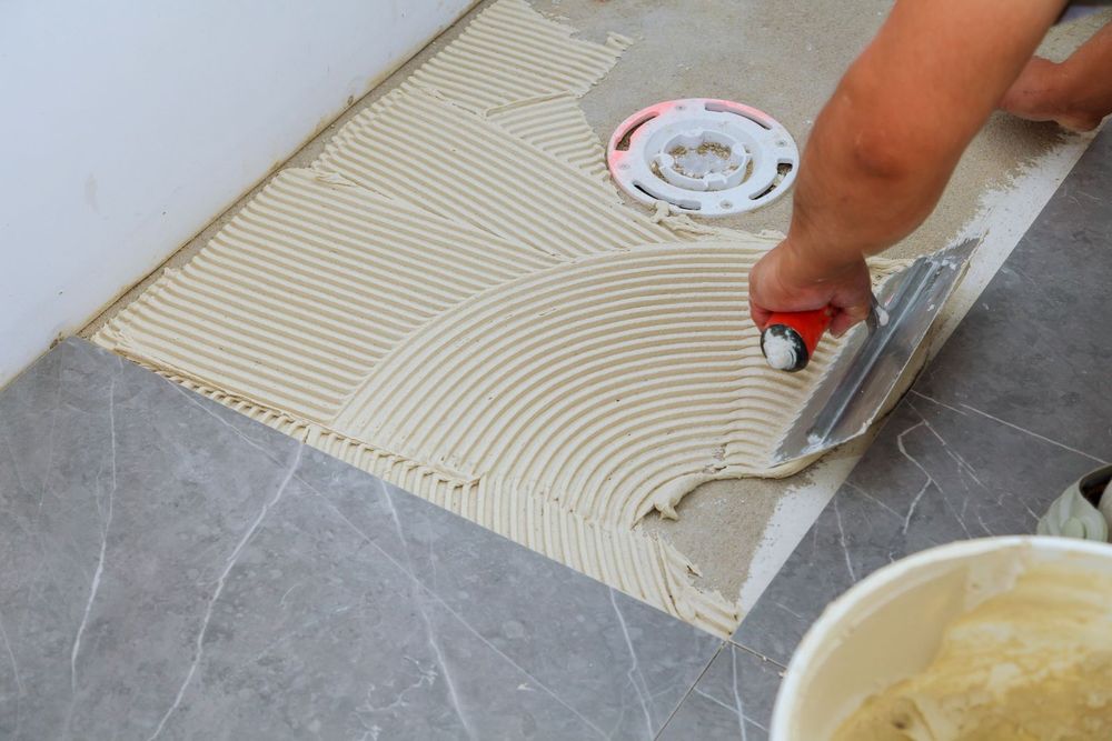 Meisterhafte Fliesenlegerarbeiten für Ihr Zuhause in Hannover